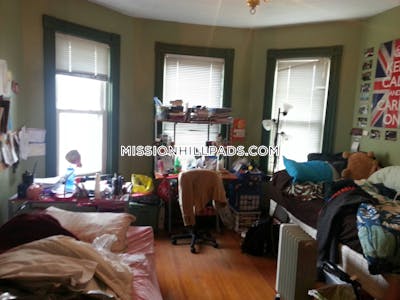 Mission Hill Apartment for rent 4 Bedrooms 1 Bath Boston - $5,800