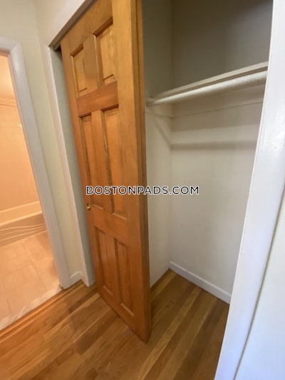 Brookline 2 Beds 1 Bath  Coolidge Corner - $4,200