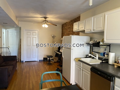 Mission Hill 2 Bed, 1 Bath Unit Boston - $3,500