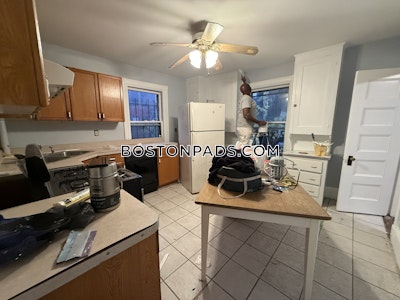 Allston 3 Beds 1 Bath Boston - $2,800