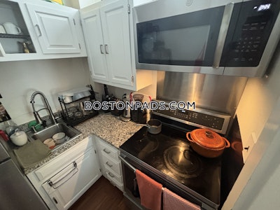 Back Bay Apartment for rent 2 Bedrooms 2 Baths Boston - $4,500