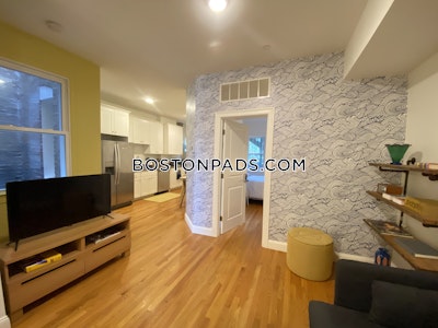 Fort Hill Stunning newly-renovated 4 bed 2 bath with laundry on site!! Boston - $6,400