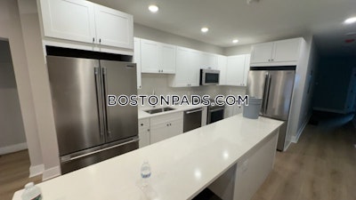 Somerville 8 Beds 3 Baths Tufts  Tufts - $4,000