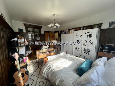 Brookline 5 Beds 2 Baths  Coolidge Corner - $7,500