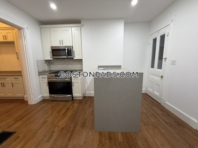 Roxbury Apartment for rent 6 Bedrooms 2.5 Baths Boston - $6,250